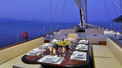 Sailing Yacht Aria I