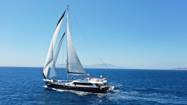 Sailing Yacht Canaria