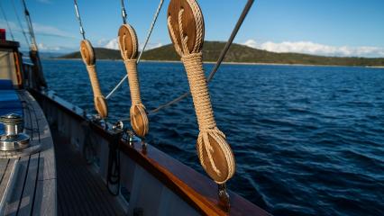 Sailing Yacht Luopan