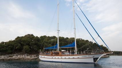 Sailing Yacht Luopan