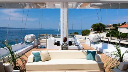 Sailing Yacht Omnia