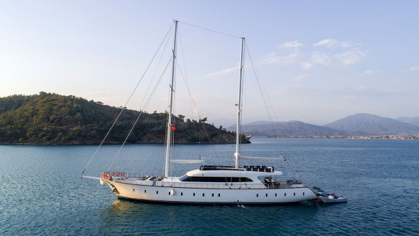 Queen of Makri Sailing Yacht