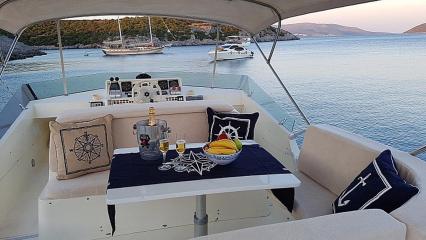 Motor Yacht Aegean Angel