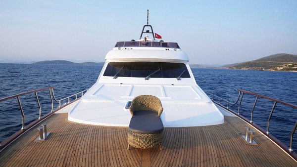 Motor Yacht Alkonost