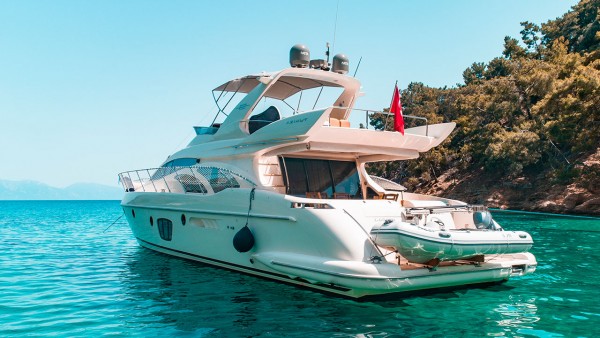 Motor Yacht Azimut 62 Fly VIP