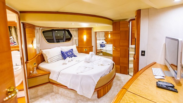 Motor Yacht Azimut 62 Fly VIP