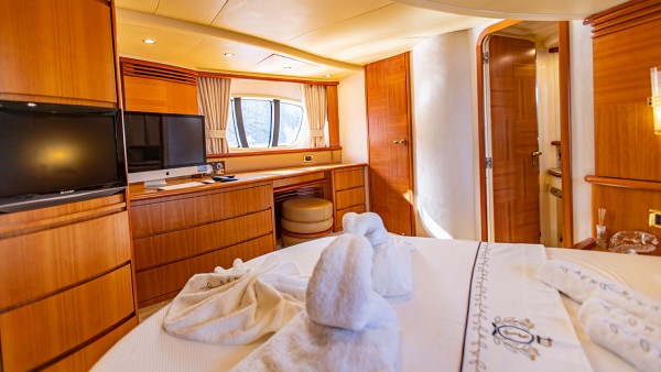 Motor Yacht Azimut 62 Fly VIP