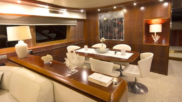 Motor Yacht Caelum