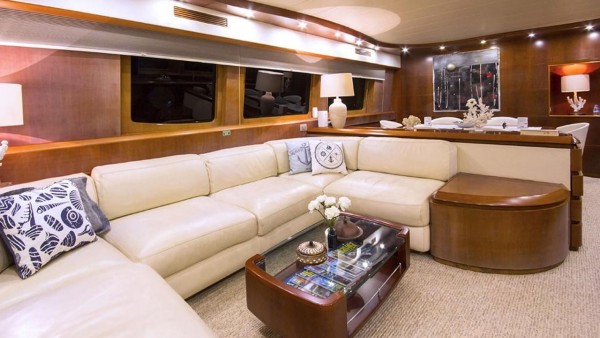 Motor Yacht Caelum