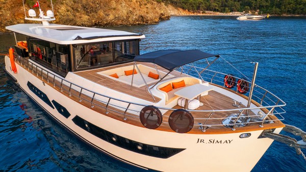 Motor Yacht Jr. Simay
