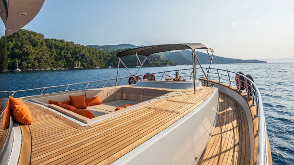 Motor Yacht Jr. Simay