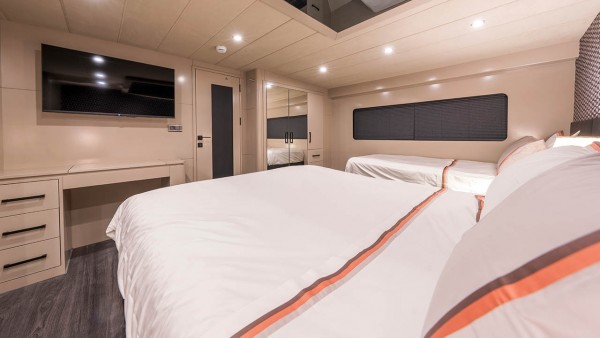 Motor Yacht Jr. Simay