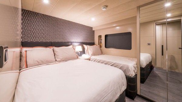 Motor Yacht Jr. Simay
