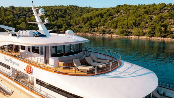 Motor Yacht Queen Eleganza