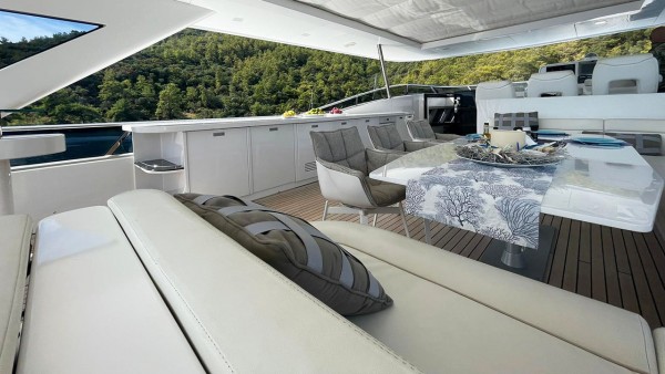 Motor Yacht REM